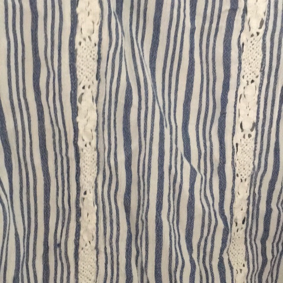 Off the shoulder Top - Picture 3 of 6